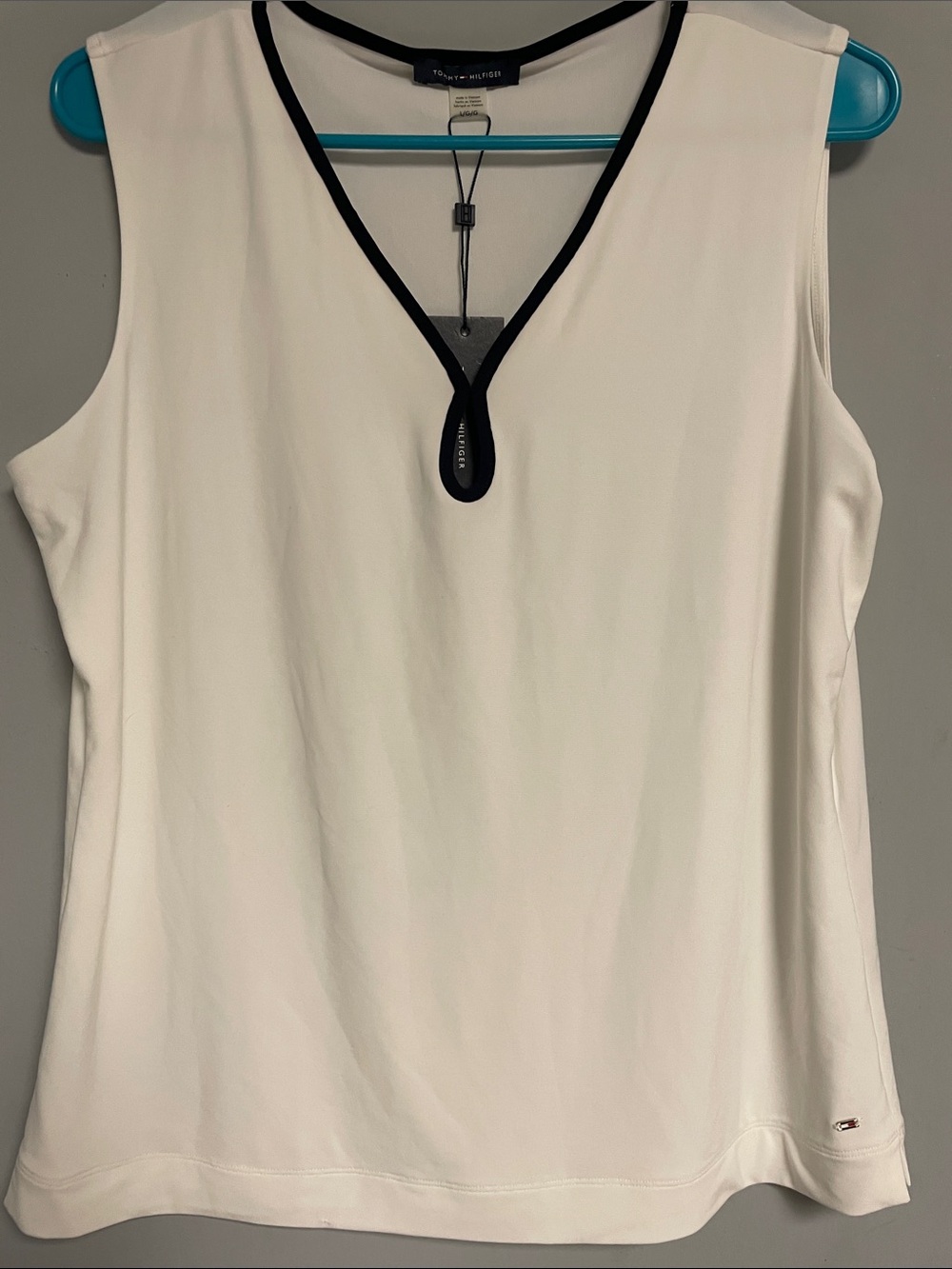 Tommy Hilfiger White Sleeveless V-Neck Tank with Black Trim
